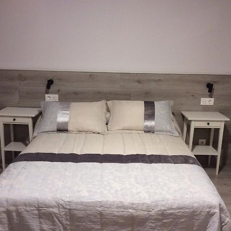 La Casa De Los Soportales Мансилья-де-лас-Мулас Экстерьер фото
